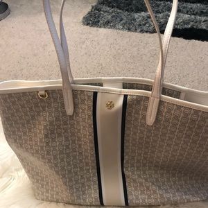 Tory Burch gemini link tote